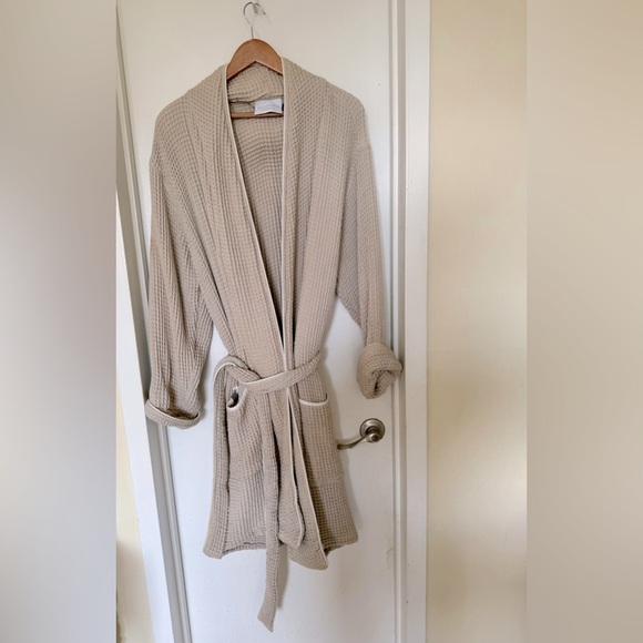 Boll & Branch Other - Boll & Branch organic cotton waffle knit Womens robe size L